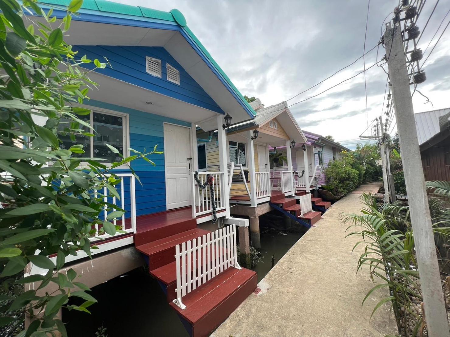 Se'Sun Amphawa Hotell Exteriör bild