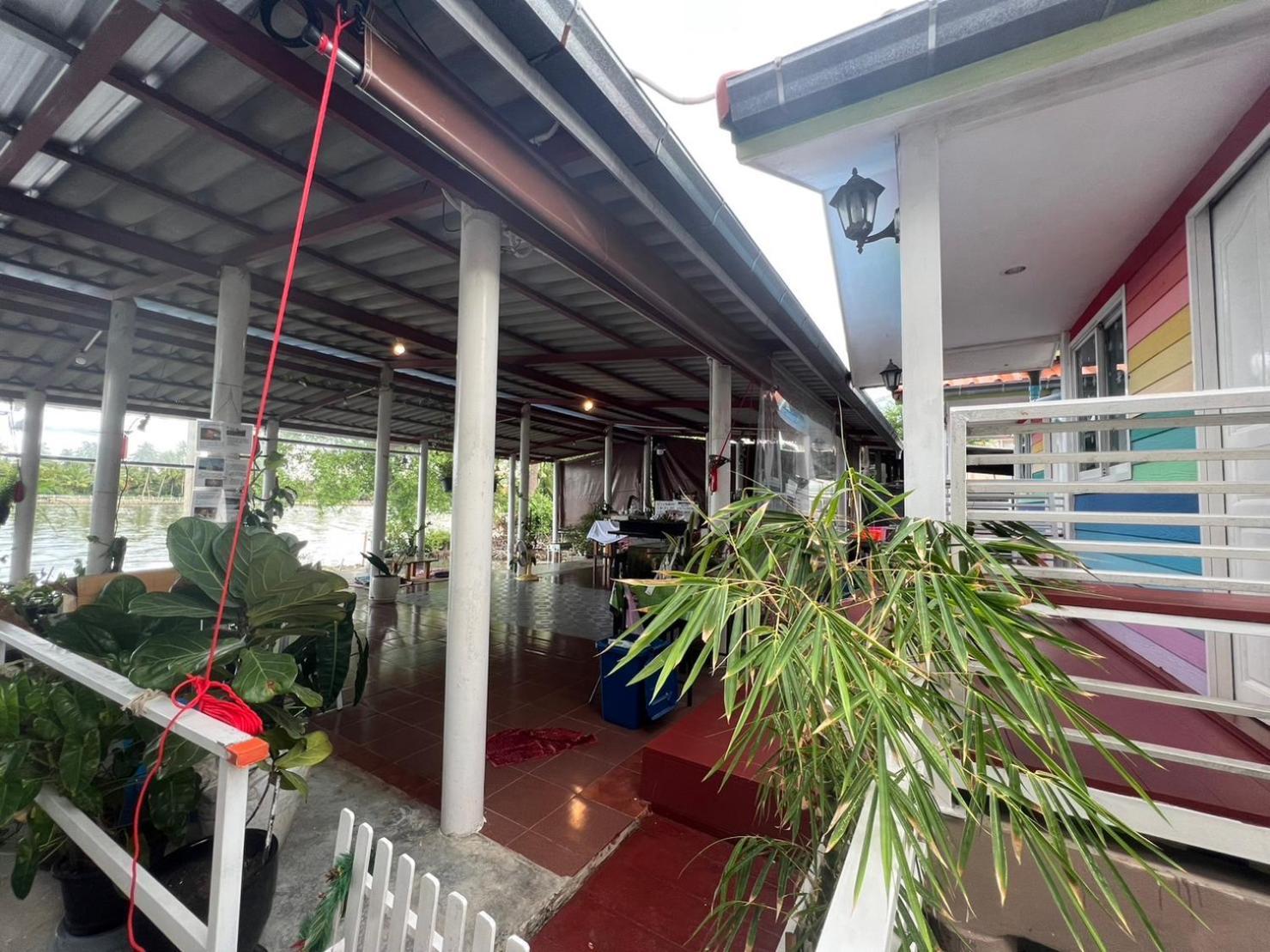Se'Sun Amphawa Hotell Exteriör bild