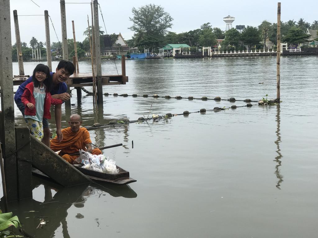 Se'Sun Amphawa Hotell Exteriör bild