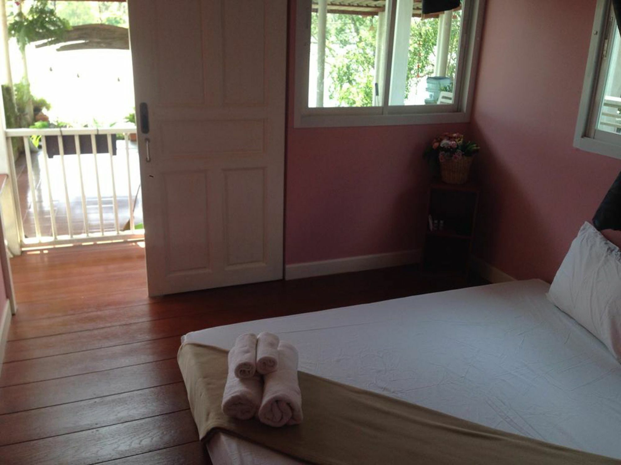 Se'Sun Amphawa Hotell Exteriör bild